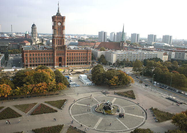 Neptunbrunnen - Stadtwerkstatt - Bürgerbeteiligung Partizipation - berlininfo I Führungen zu Stadtentwicklung und Architektur